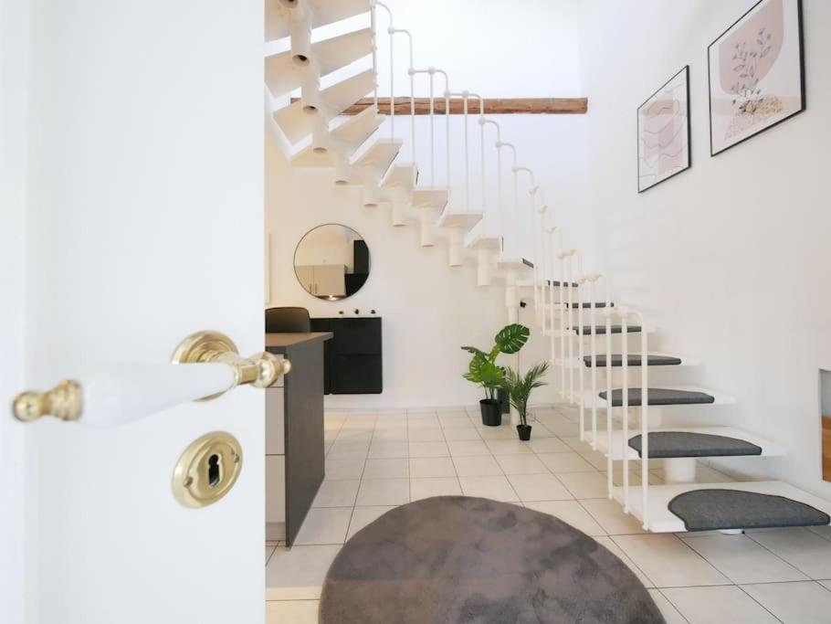 Apartament 110 M2, Dachterrasse, Kueche, Zentral, Ruhige Lage Paderborn Zewnętrze zdjęcie