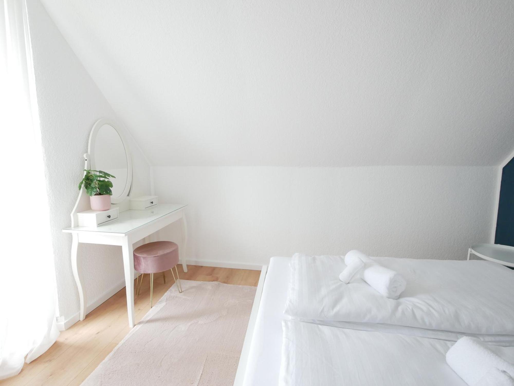 Apartament 110 M2, Dachterrasse, Kueche, Zentral, Ruhige Lage Paderborn Zewnętrze zdjęcie